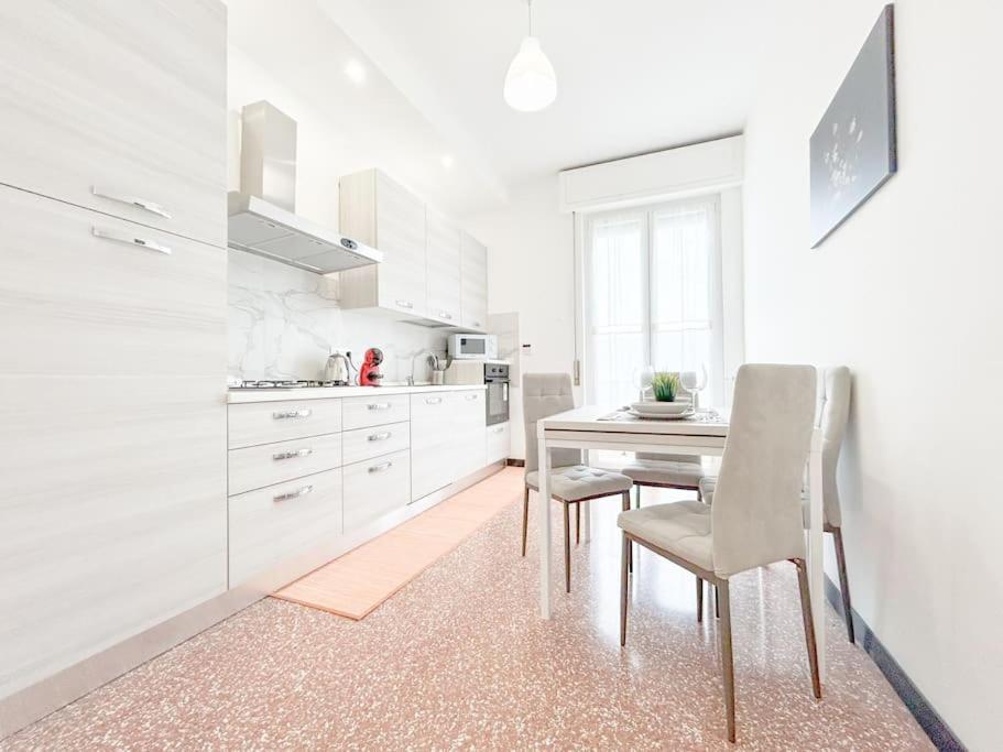 Elegant Apartment - Wifi - Smart Tv - Netflix Gênes Extérieur photo